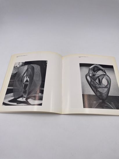 null 1 Volume : "NAUM GABO" Musée National d'Art Moderne Paris Nov-Dec 1971-