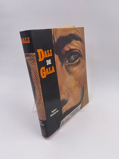 null 2 Volumes :

- "DALI DE GALA", Robert Descharnes, Ami Guichard, Ed. Edita, 1962

-...