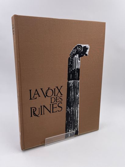  1 Volume : "LA VOIX DES RUINES", Rose Macaulay, Texte choisi et présenté par Constance...