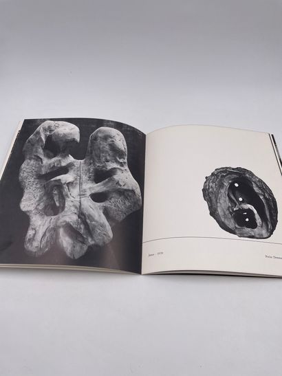 null 1 Volume : "ETIENNE MARTIN" catalogue d'exposition itinérante numero O39(/100...