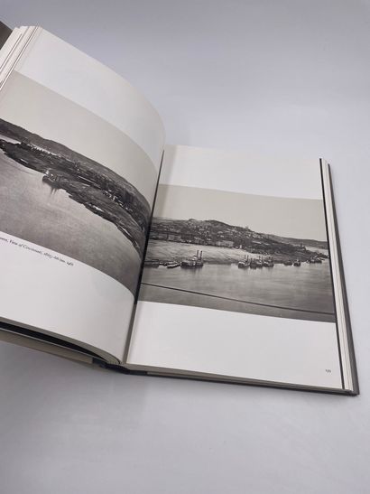 null 1 Volume : "THE WAKING DREAM, PHOTOGRAPHY'S FIRST CENTURY", Selections from...