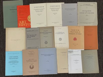 null Environ 77 Volumes en Anglais : Revues / Livrets / Extraits de recherches, portant...