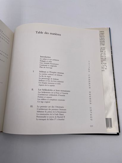 null 1 Volume : "SOLIMAN ET L'ARCHITECTURE OTTOMAN", Henri Stierlin, Ed. Payot, ...