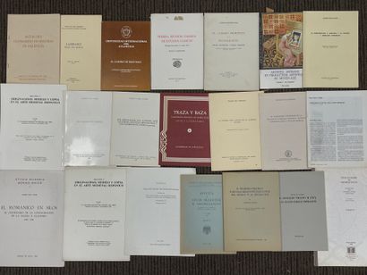 null Environ 126 Volumes en Italien et certains en Espagnol : Revues / Livrets /...