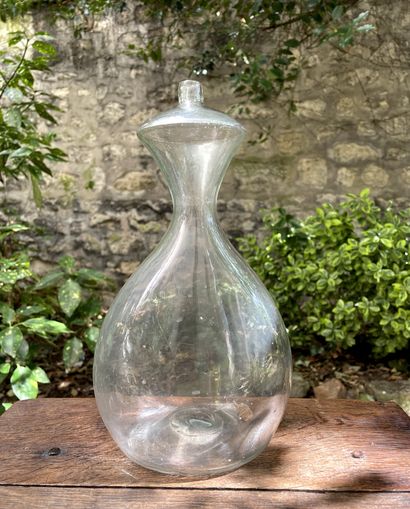 null Bottle bottle or gourd of shepherd in blown glass.

19th century

H. 27 cm