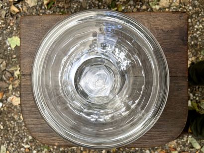 null 
Lot including: 


- Cut glass pitcher. Circa 1950. H. 30,4 cm


- Saint-Lambert....