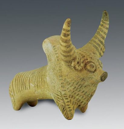 CIVILISATIONS DE L’INDUS - NINDOWARI (2300 - 2000 av. J.C.) Zébu en terre cuite à...