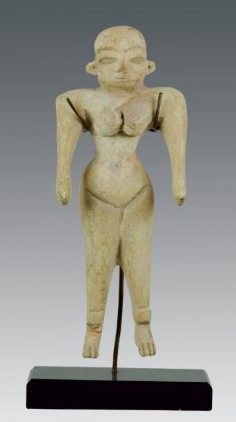 CIVILISATIONS DE L’INDUS - MEHRGARH (3000 av. J.C.) Idole féminine, aux yeux et sourcils...