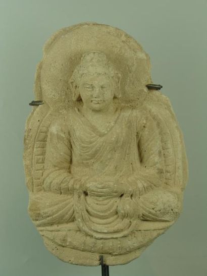 ART GRECO-BOUDDHIQUE DU GANDHARA (Ier - Vème siècle) Bouddha assis en méditation....