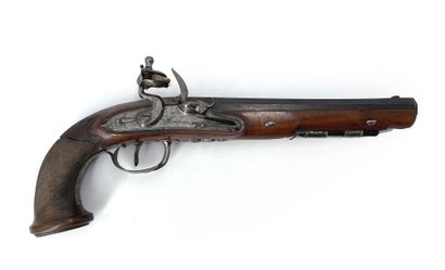 null Officer's flintlock pistol, from the Versailles Manufacture.
Smooth barrel,...