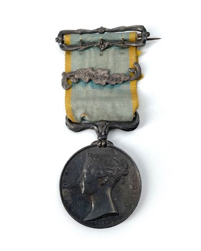GRANDE BRETAGNE Médaille de Crimée. En argent....