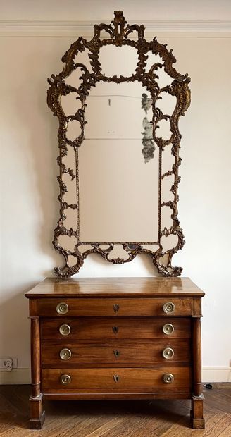 null Mirror with pareclose composed of old elements in wood and gilded stucco with...