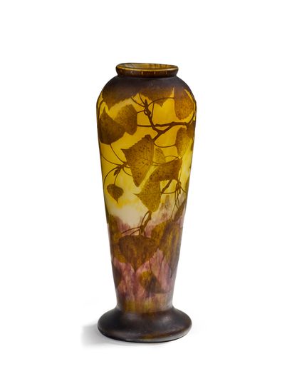 DAUM Nancy Lined glass vase with acid-etched decoration of dark green leaves on a...