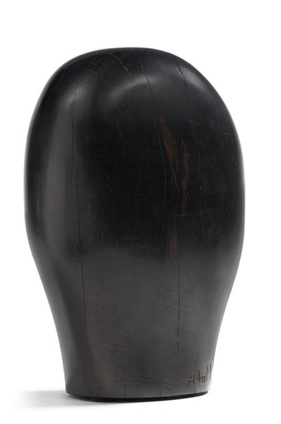 Alexandre NOLL (1890-1970) 
The Other, 1961

Sculpture in ebony from Gabon

Signed...