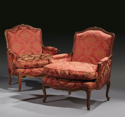 Pair of large bergères in natural wood, molded...