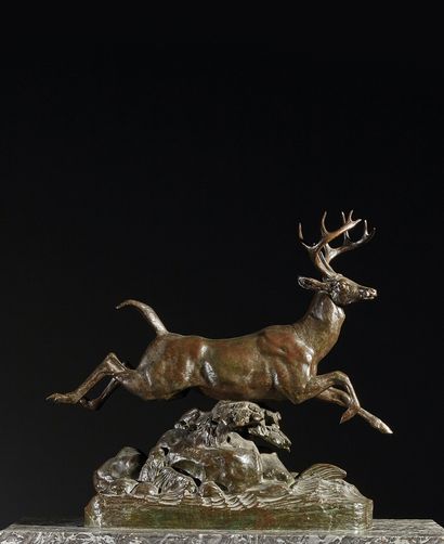 Antoine-Louis BARYE (1795-1875) 白尾鹿在奔跑
带有棕色铜锈的青铜证明，露台上有 "Barye "的签名
H.51厘米 宽53厘米...