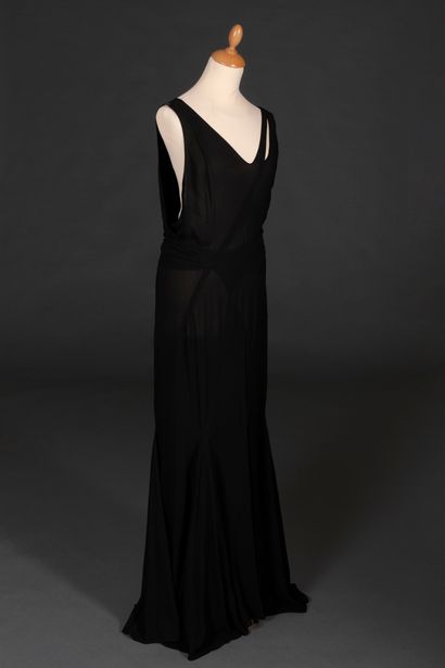 Jean PATOU, n°95011 Evening dress in black silk crepe Georgette. Sleeveless top with...