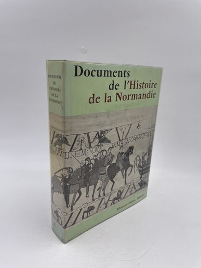 null 2 Volumes : 

- "HISTOIRE DE LA NORMANDIE", Michel de Bouard, Collection d'Histoire...