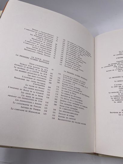 null 1 Volume : "PRÉSENCE DE LA CROIX ROUGE FRANÇAISE", Ed. Éditions Larrieu-Bonnel,...