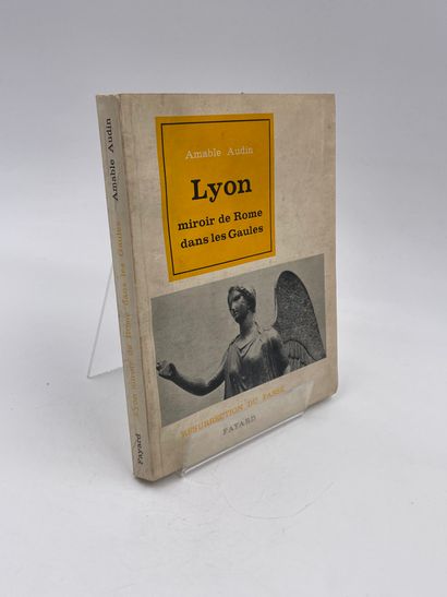null 3 Volumes : 

- "ALLER SIMPLE POUR LYON", Myriam Bittoum, Cyril Chaux, Franck...