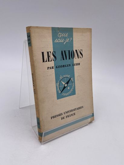 null 3 Volumes : 

- "LES HÉLICOPTÈRES", Henry Beaubois, Collection 'Que Sais-Je?',...
