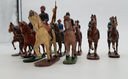 null QUIRALU. 20th century. First World War. France. Dragoons. This lot includes...