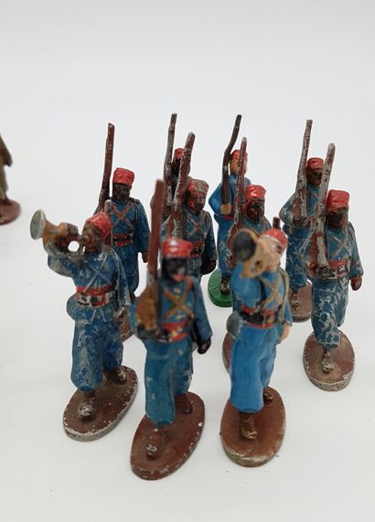 null QUIRALU. 20th century. France. Army of Africa. Various riflemen, colonial. This...
