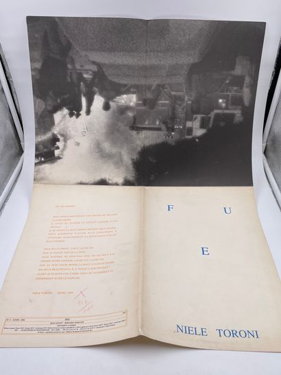 null Revue - Feu

"Feu N°3", Hiver 1990, Jean Daviot - Bernard Marcade Éditeurs.

Texte...