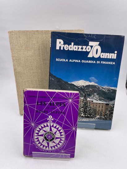 null 3 Volumes : 

- "LES ALPES QUE J'AIME…", Présentées par Maurice Herzog, Légendées...