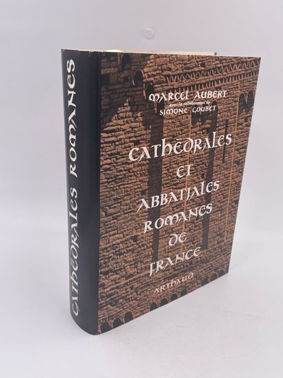 null 1 Volume : "CATHÉDRALES ET ABBATIALES ROMANES DE France", (...Collégiales et...