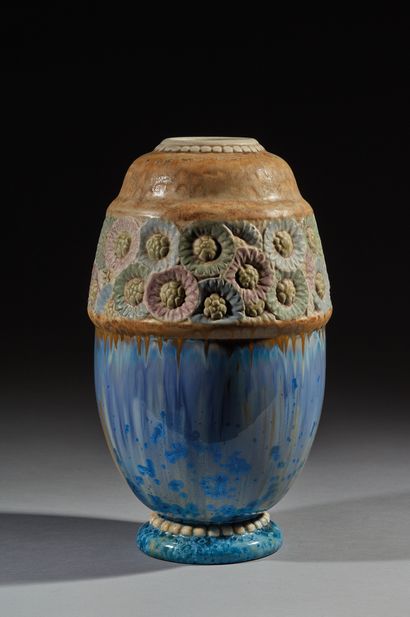 GRÉS MOUGIN, Nancy Décor de Joseph MOUGIN (1876-1961) Dahlias vase, polychrome enamelled...
