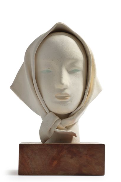 Colette GUEDEN (1905-2000), attribué à Buste de femme
Sculpture en céramique émaillée...