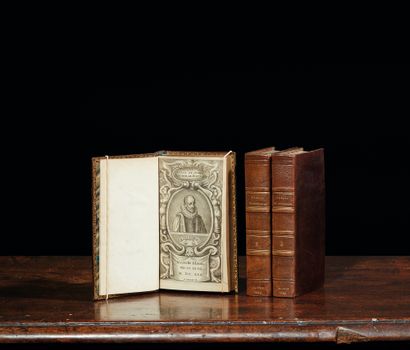 MONTAIGNE Michel de : Les essais.
Three volumes in-12 full dark brown morocco, spine...