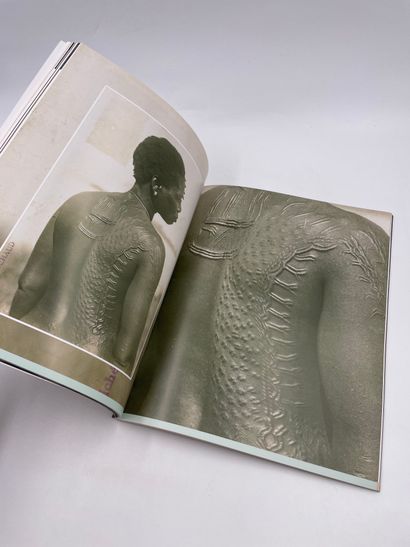 null 1 Volume : "AUGUSTE BÉCHAUD, PHOTOGRAPHE-SOLDAT EN AFRIQUE CENTRALE 1909-1912",...
