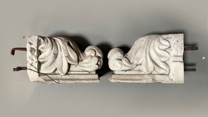 null Pair of stone sconces with acanthus decoration
XXth century
20 x 30 cm
(accidents...