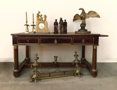 null Brass and cast iron mantelpiece and andirons decorated with rocaille cartouches
H....