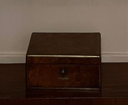 null Mahogany and bramble veneer writing desk, gilt brass lingotières and escutcheons...