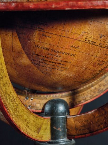 null Globe in cardboard and engraved paper, drawn up according to the most recent...