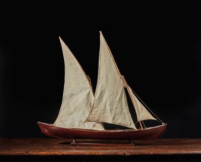 null Model
Whaleboat under sails
Hull in bent mahogany
Late French work, 19th century
H....