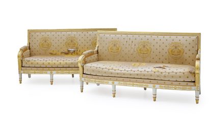 JACOB-DESMALTER, attribué à Important living room furniture in white and gilded relacquered...