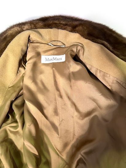 null Max Mara. Beige wool and cashmere coat size 38 (spots)