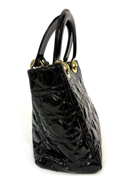 null Christian Dior. Modèle Dior Lady Sac à main en cuir verni noir 28.5x26x11cm