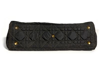 null Christian Dior. Model Dior Lady "O" Black fabric bag 33x30x8cm (wear and traces...