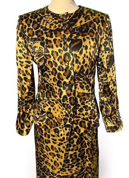 null Yves Saint-Laurent rive gauche silk suit with panther motifs size 44