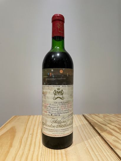 null 1 bouteille CHATEAU MOUTON ROTSCHILD 1971. GCC1 Pauillac 

(Niveau légèrement...