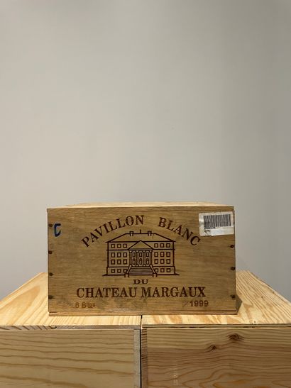 Six bouteilles PAVILLON BLANC du Château...
