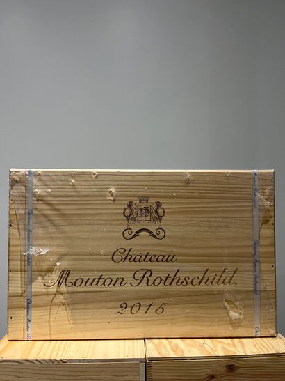 null 6 bottles CHATEAU MOUTON ROTSCHILD 2015 GCC1 Pauillac. Original wooden box with...