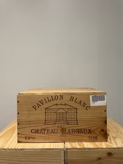Six bouteilles PAVILLON BLANC du Château...