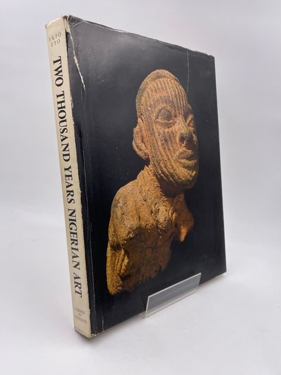 null 2 Volumes :

- "TWO THOUSAND YEARS NIGERIAN ART", Ekpo Eyo, Photographs André...