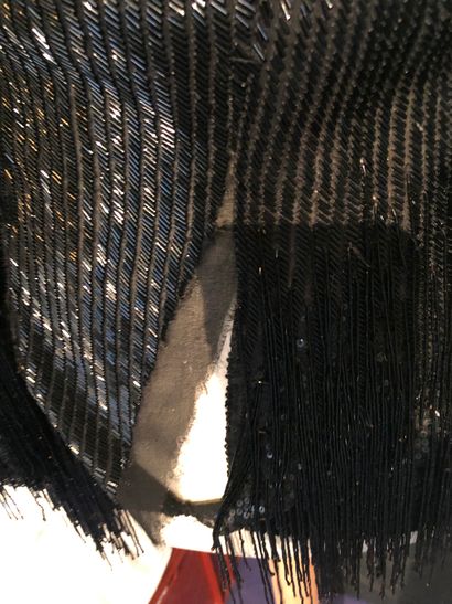 MOLYNEUX Robe du soir courte en mousseline de soie noire brodée de lignes en tubes...